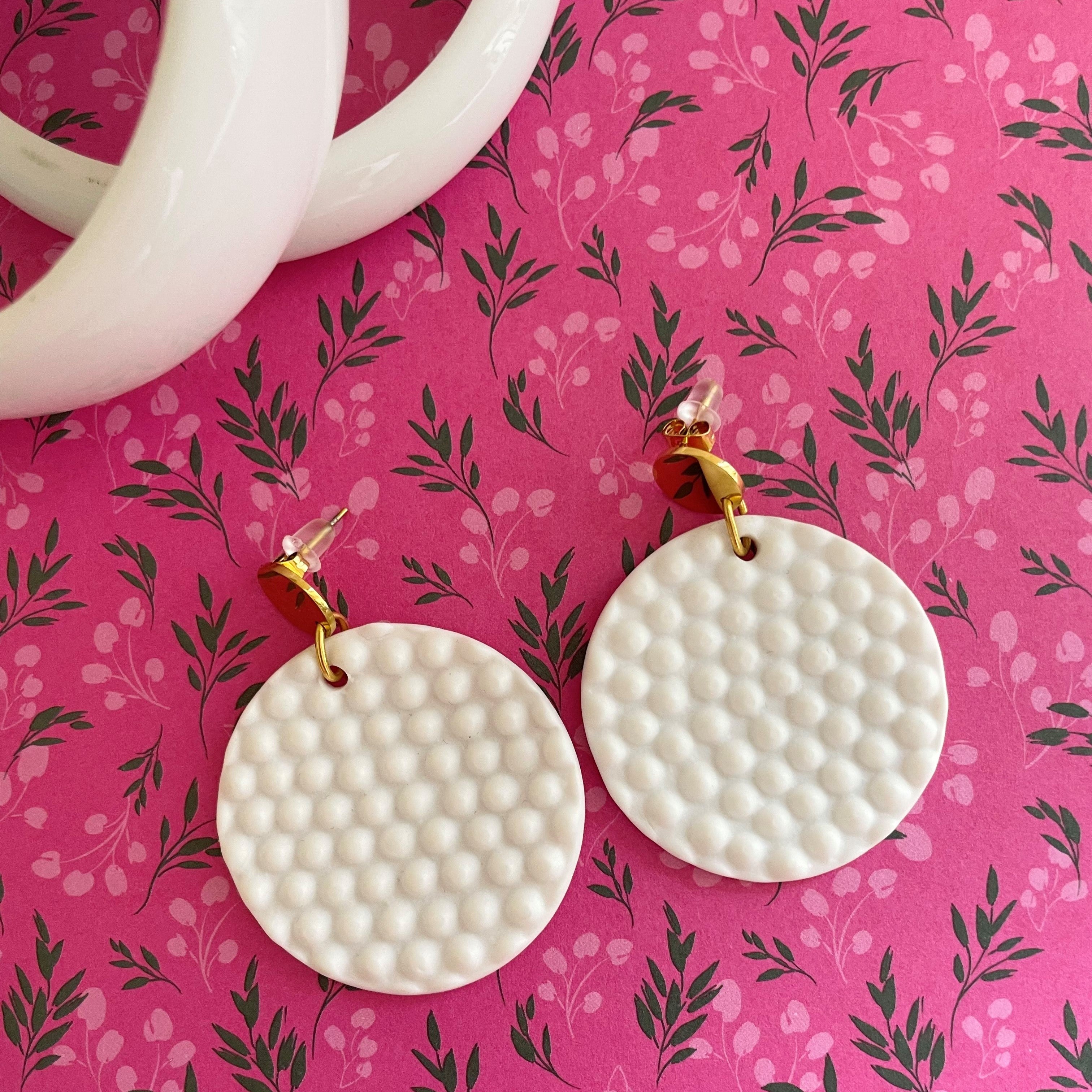 zoo sur le relief style polystyrène des boucles d'oreilles