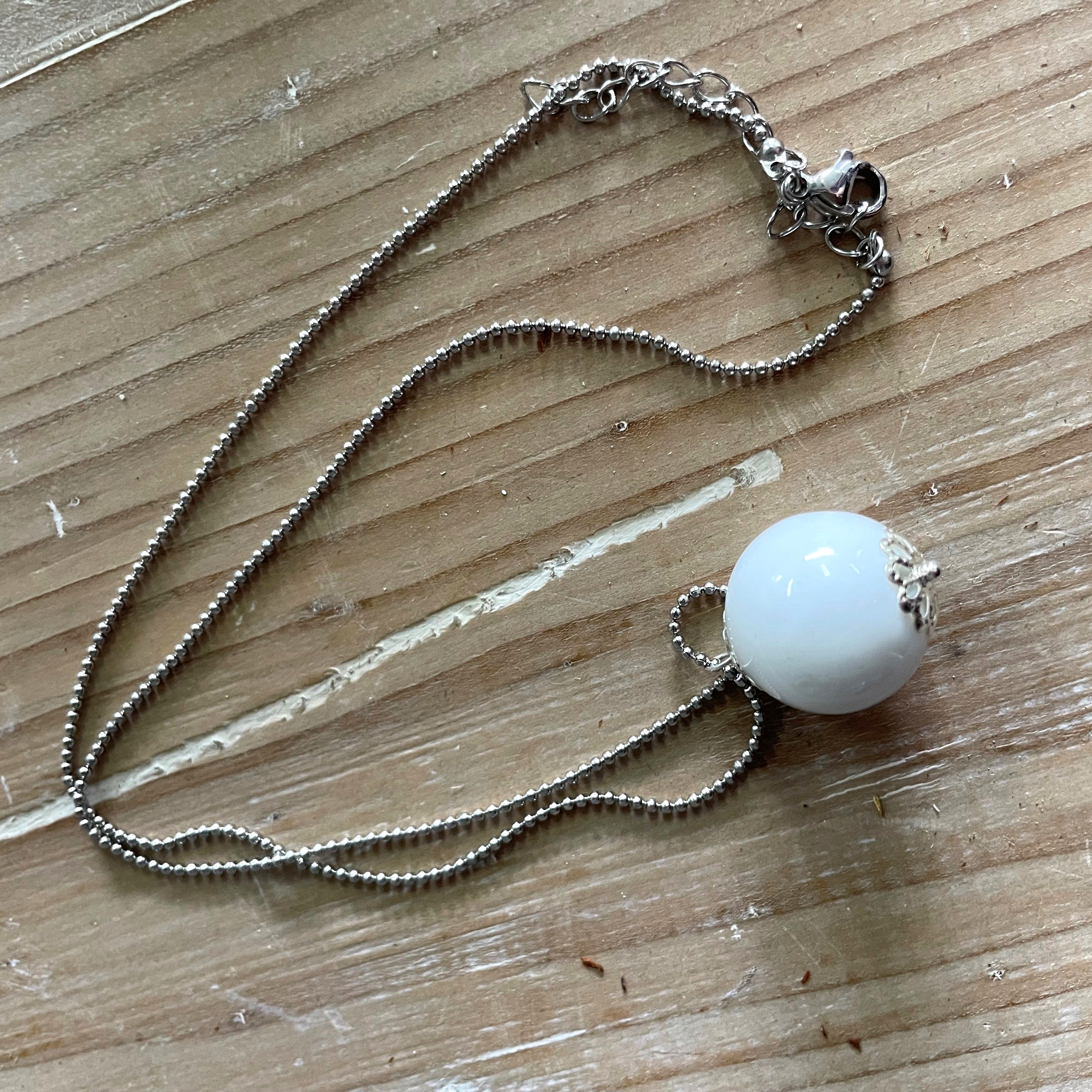 PENDENTIF PERLE EN PORCELAINE