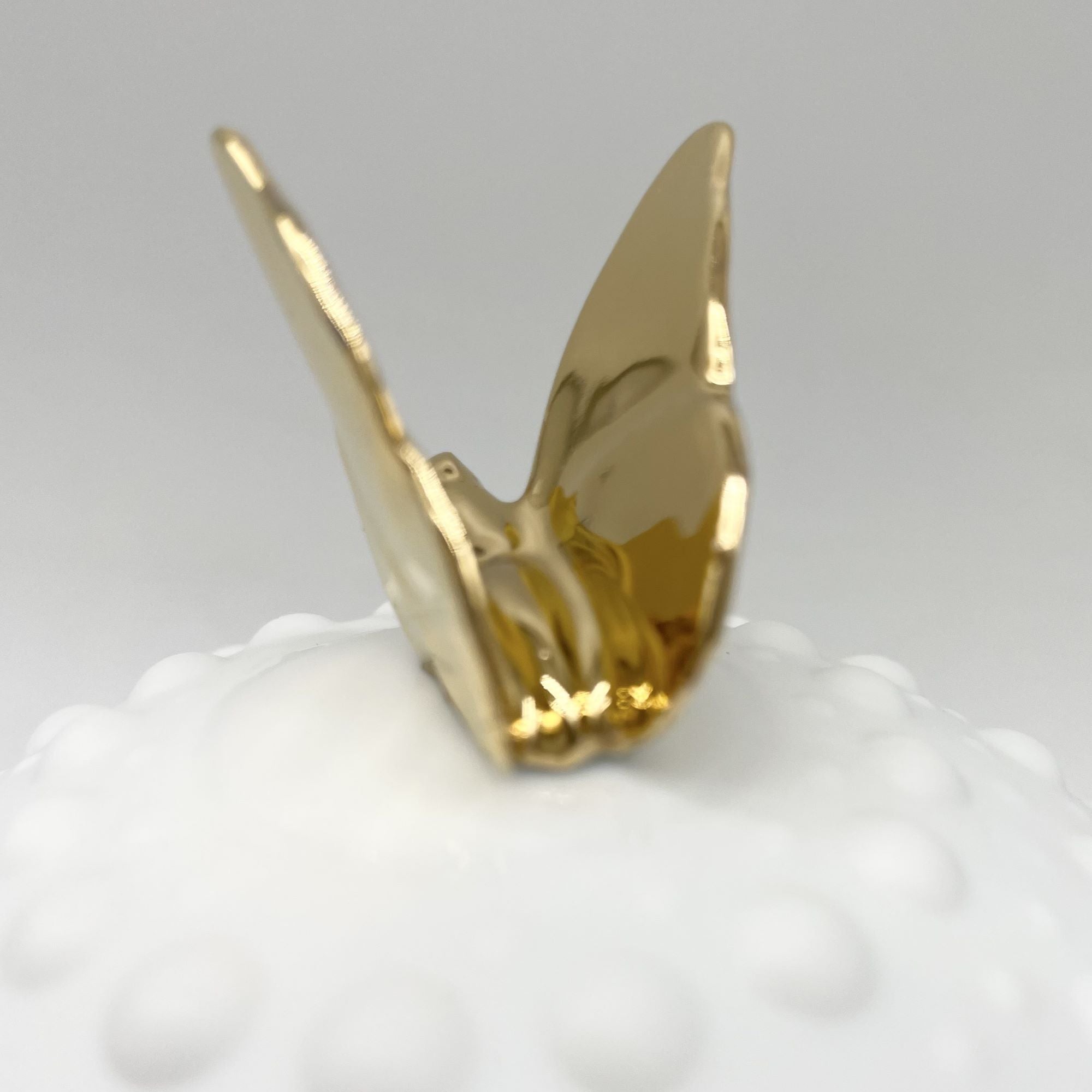 Bonbonnière Boule picots avec papillon en or (grand modèle) - Porcelaine de Limoges