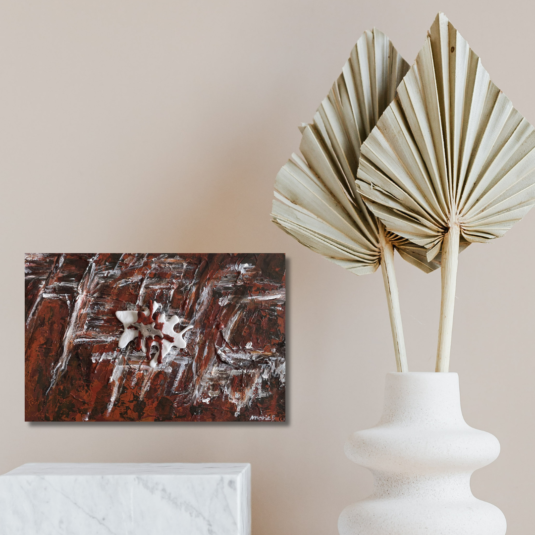 oeuvre tableau acrylique et porcelaine représente l'embouchure de l'oued. couleurs noir marron et blanc format paysage 41x27