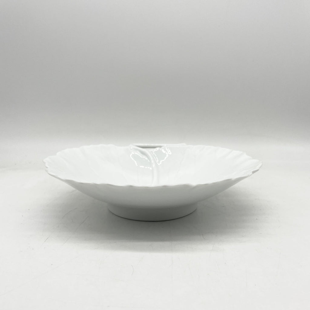 Feuille de géranium - petit plat, vide poche ou assiette - Porcelaine de Limoges